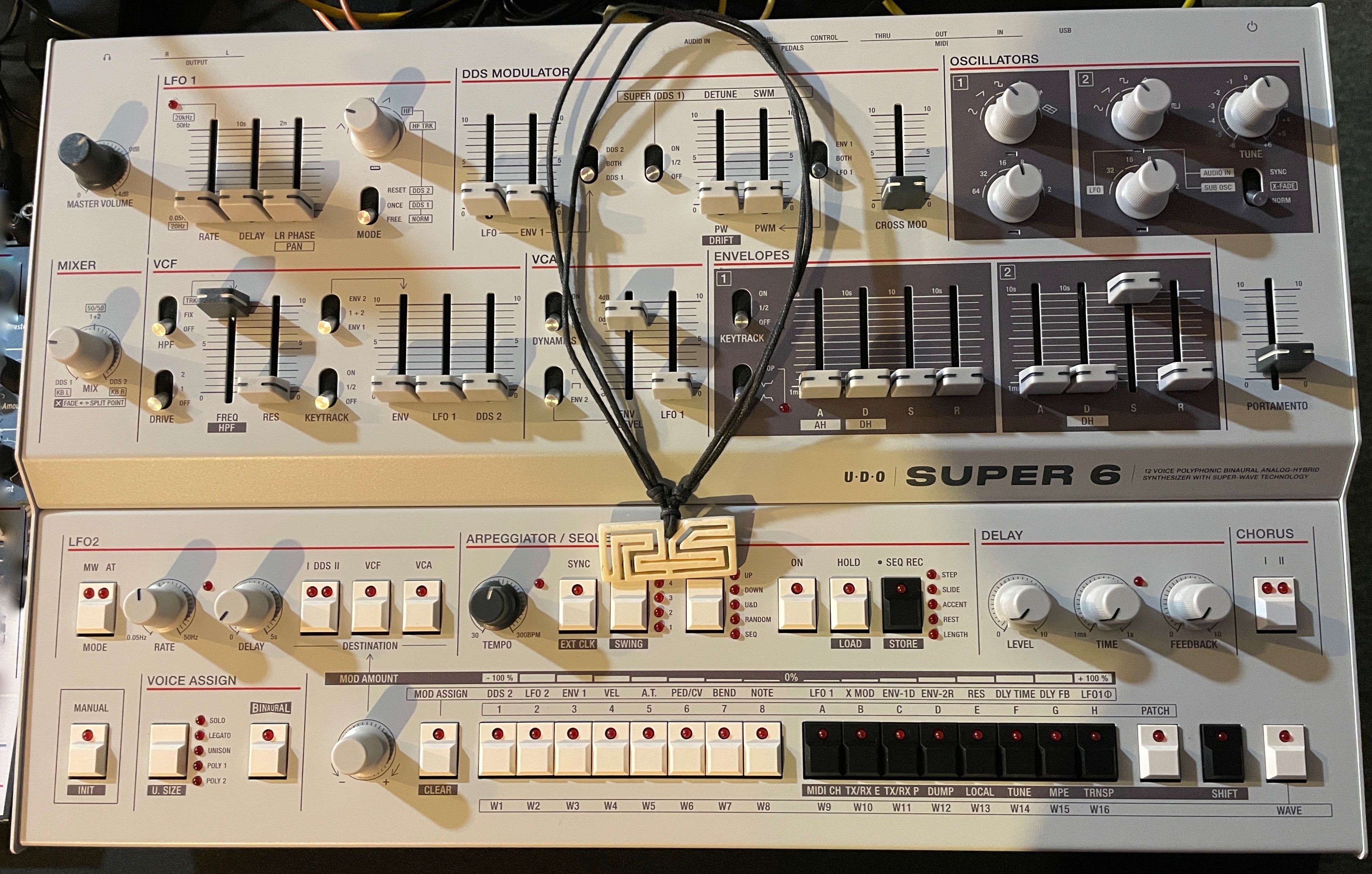 Super 6 Desktop