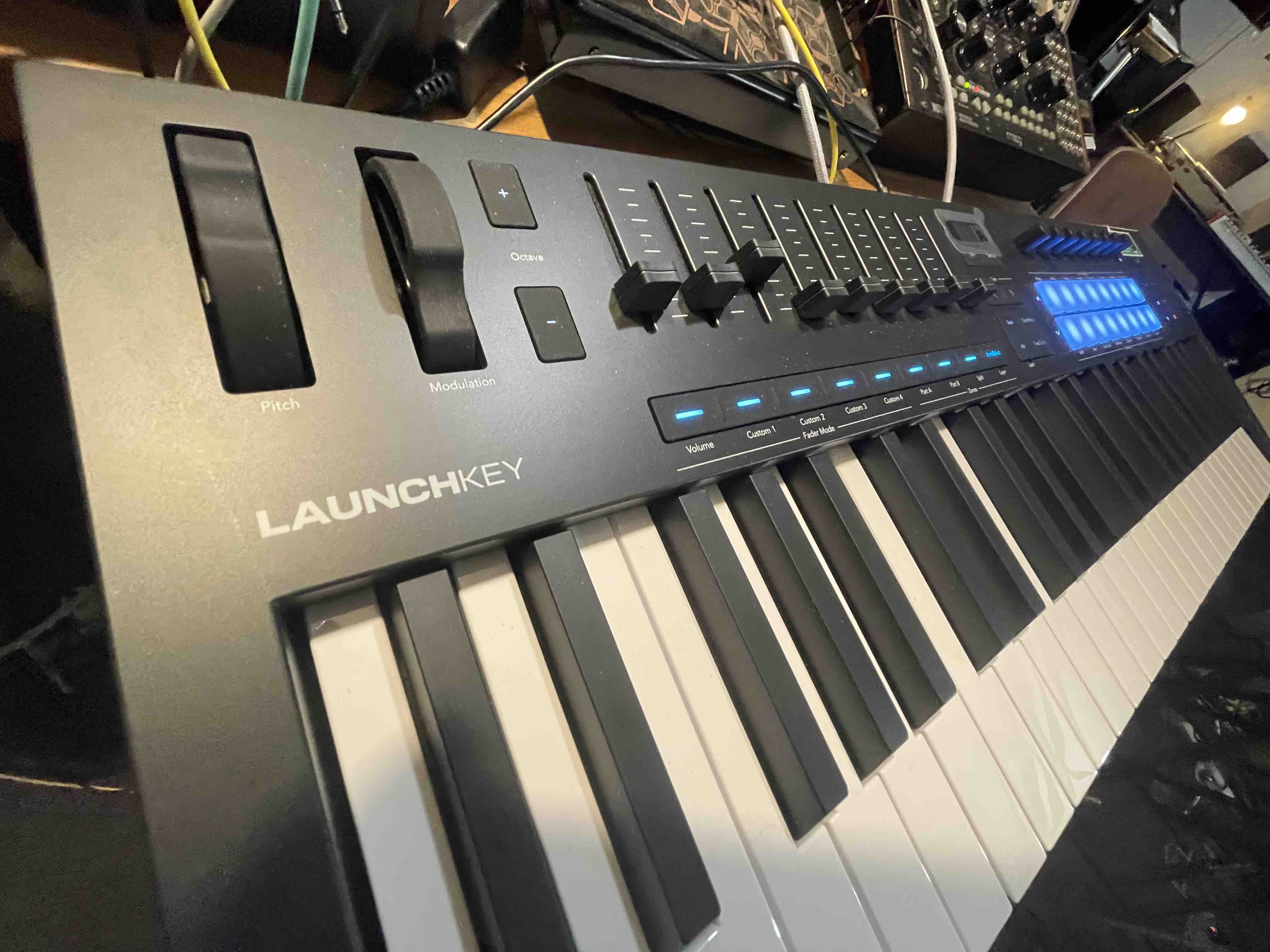Used LAUNCHKEY 49