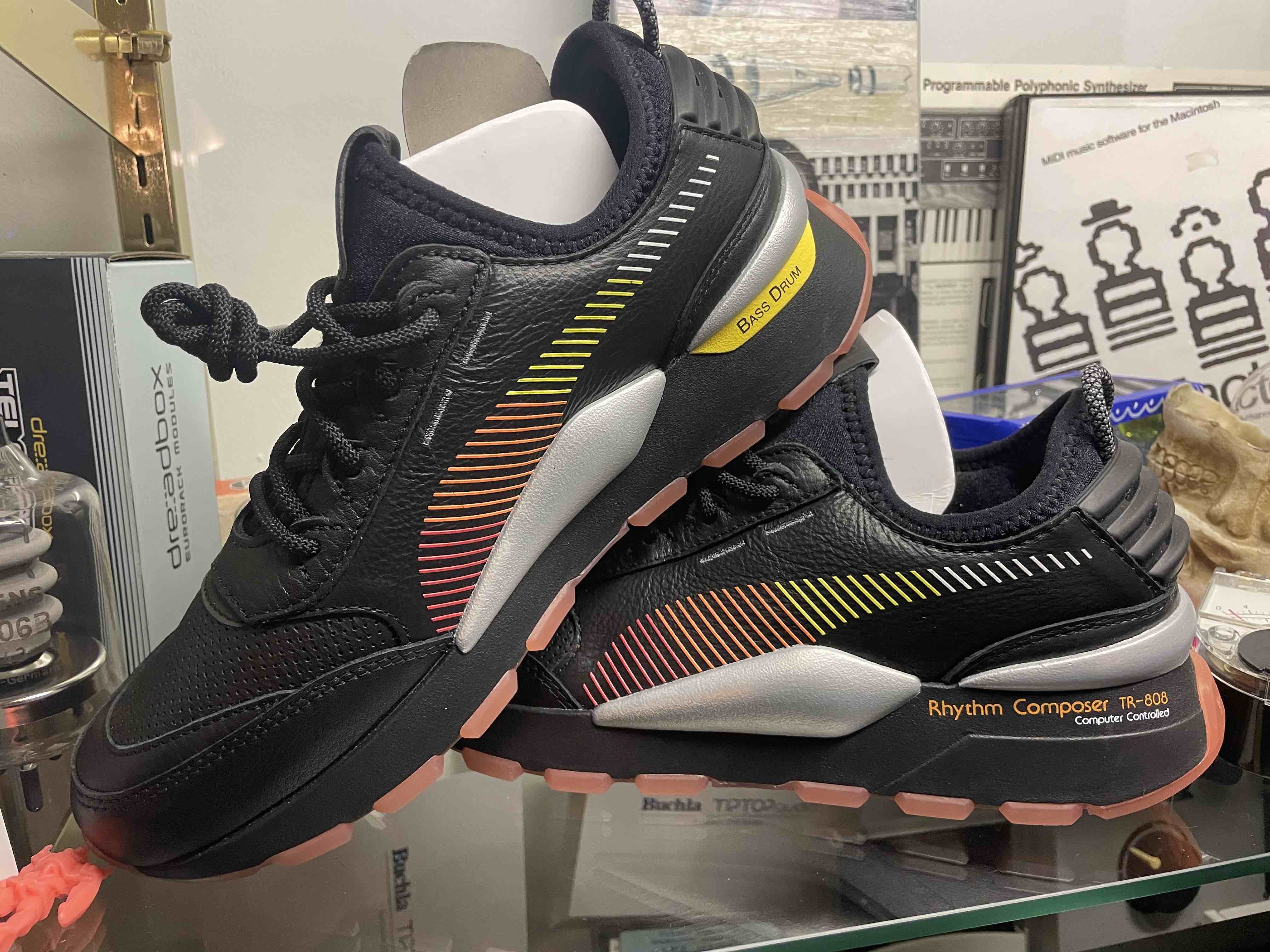 Puma ROLAND Rhythm Composer TR-808 Sneakers size 7. 5