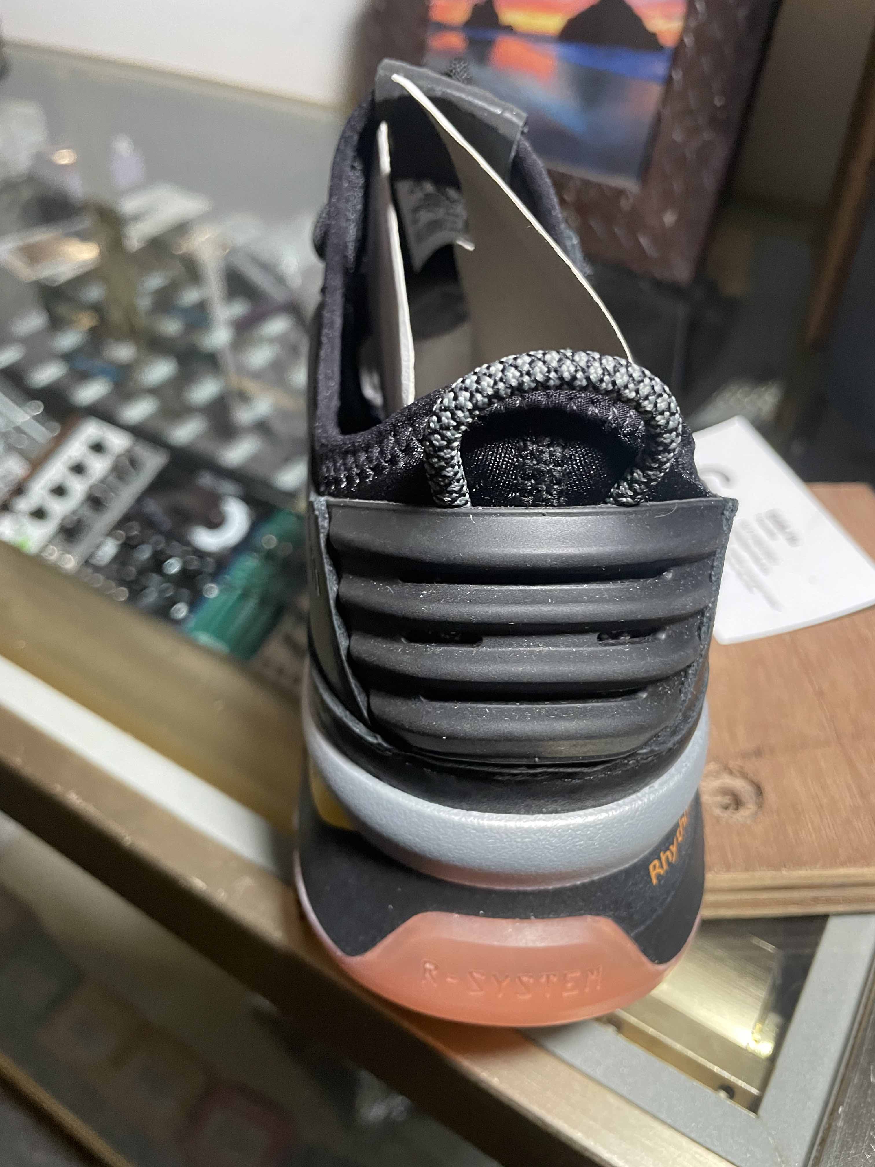 Puma ROLAND Rhythm Composer TR-808 Sneakers size 7. 5