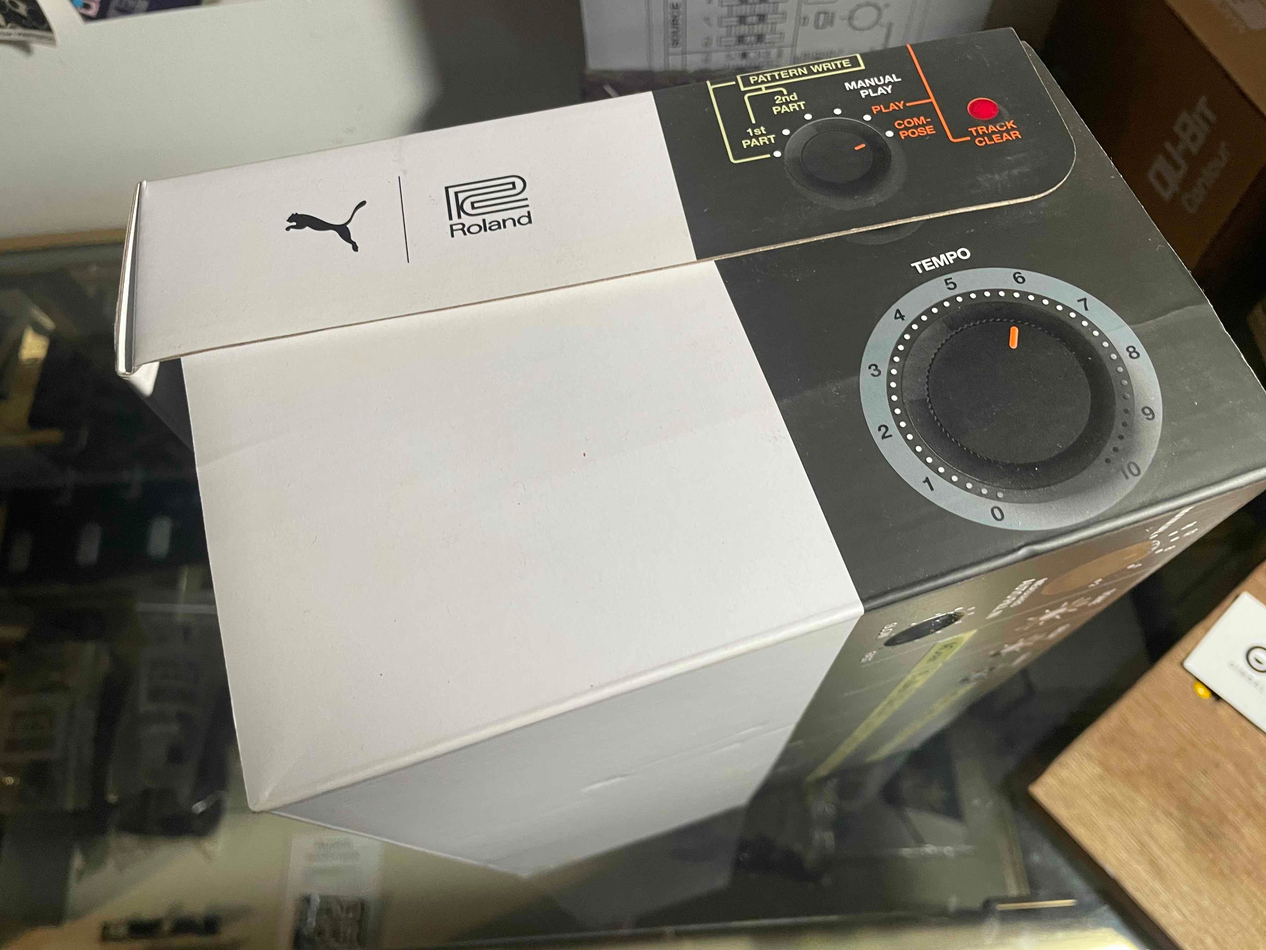 Puma ROLAND Rhythm Composer TR-808 Sneakers size 7. 5