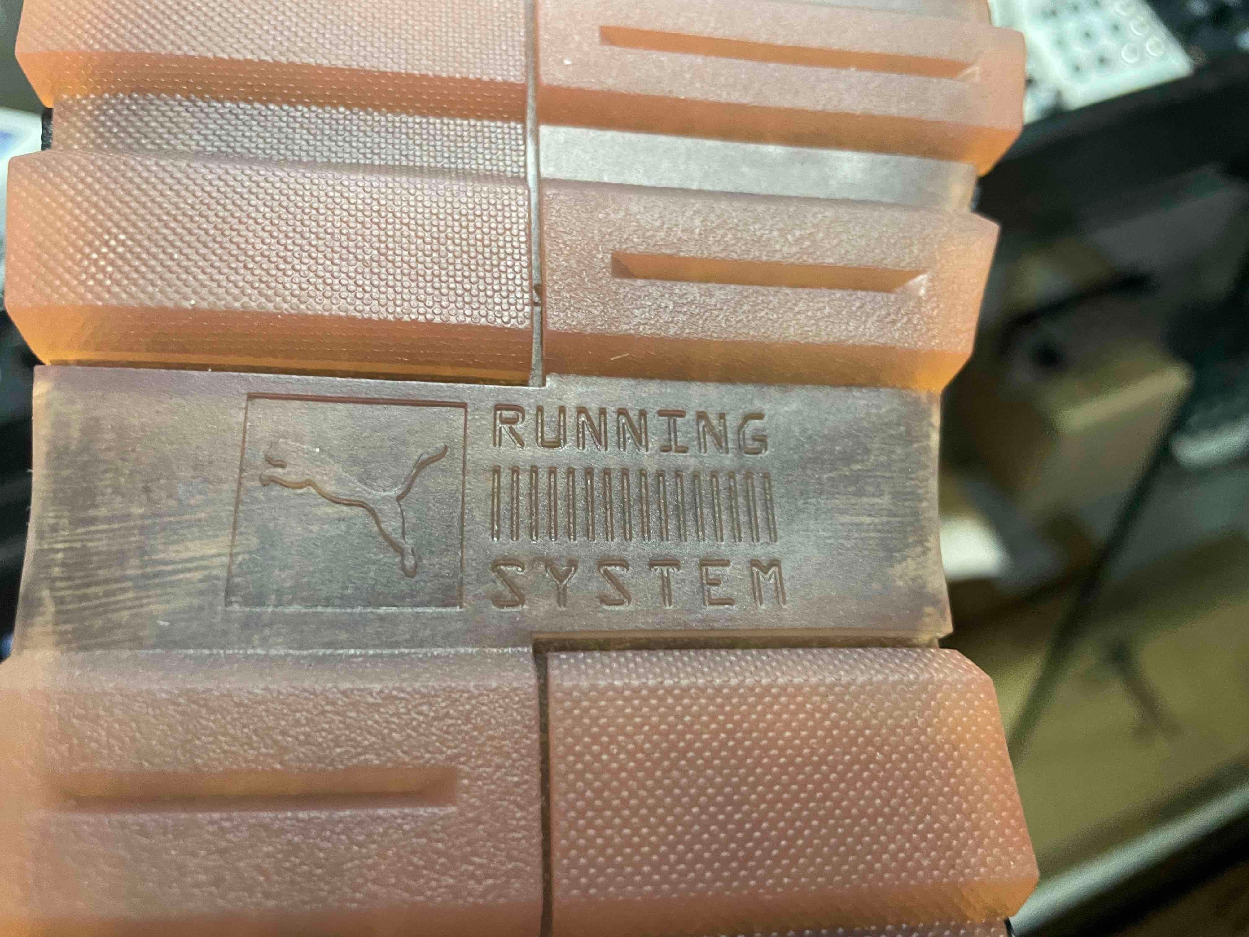 Puma ROLAND Rhythm Composer TR-808 Sneakers size 7. 5