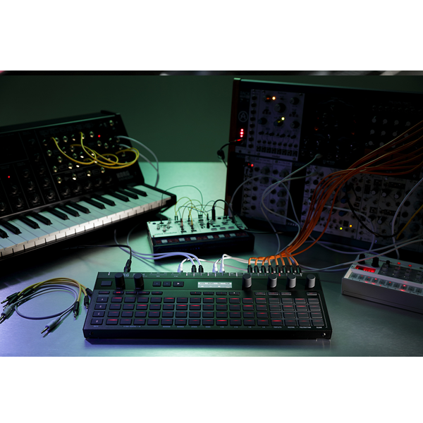 SQ-64 Poly Sequencer